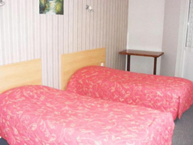 Hotel Le Trianon Hesdin Exterior foto